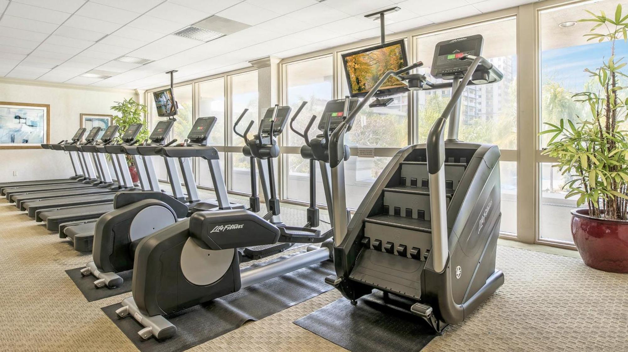 Stayelegant Exclusive In Mdr-venice With Gym & Hottub Appartamento